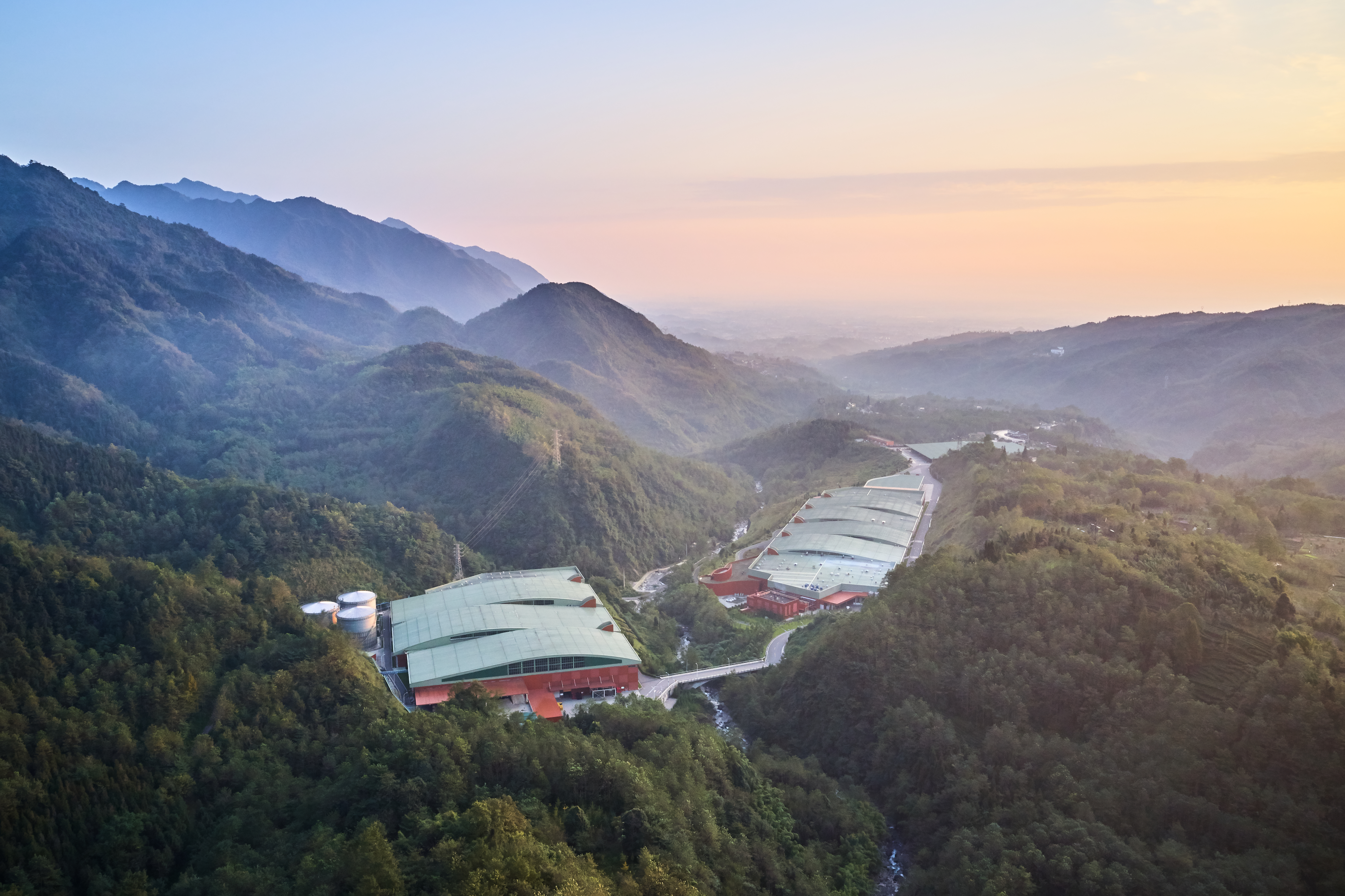 峨眉山农夫山泉